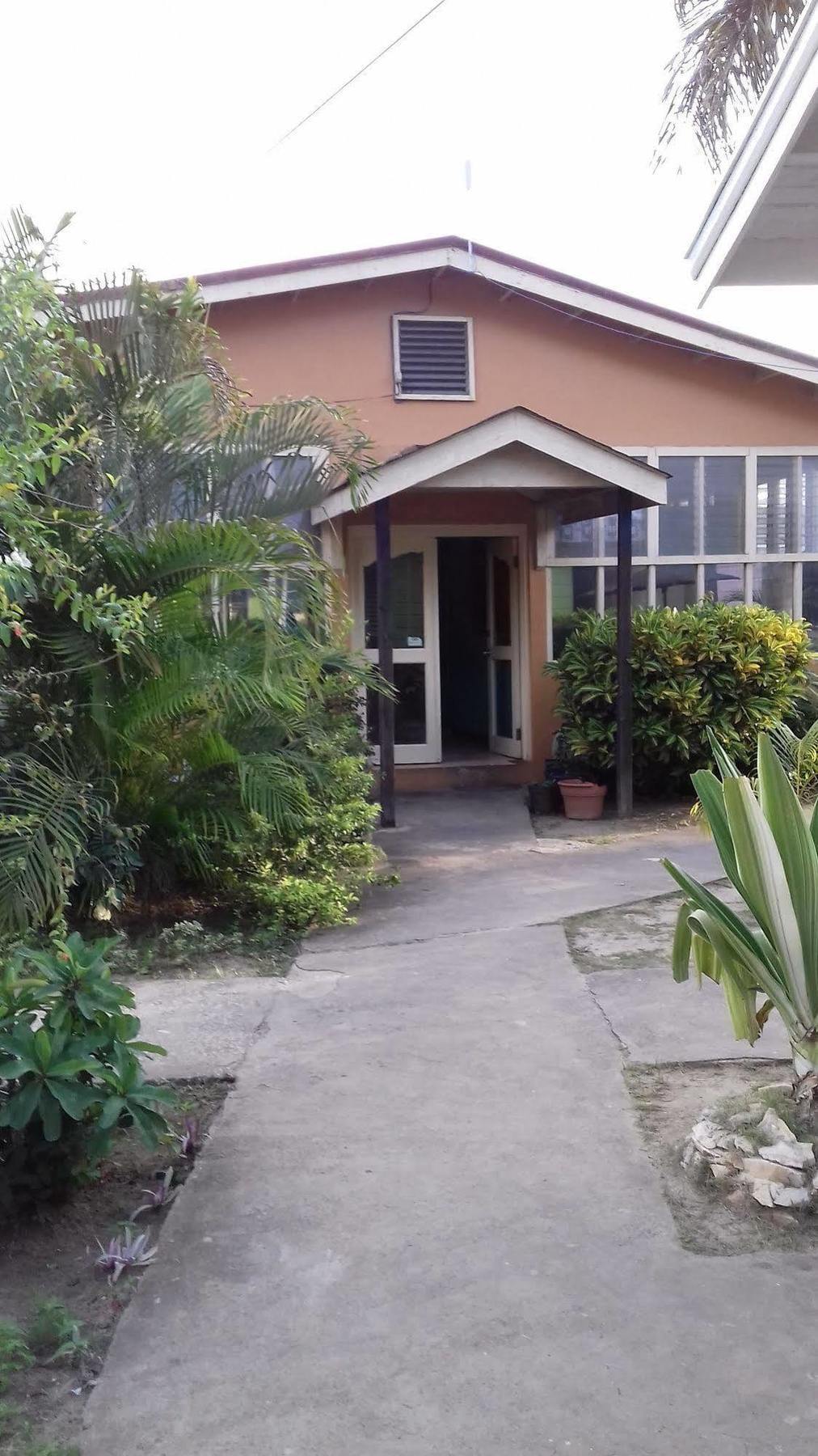 נגריל Roots Bamboo Beach Resort מראה חיצוני תמונה