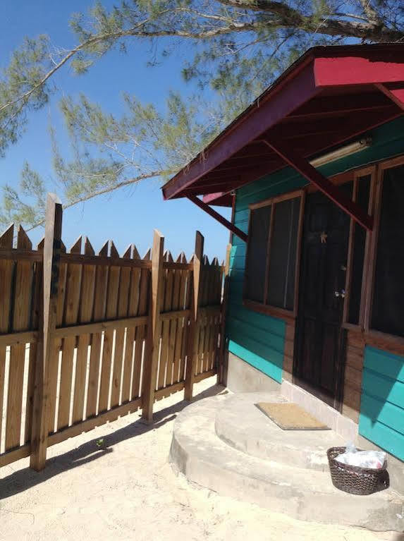 נגריל Roots Bamboo Beach Resort מראה חיצוני תמונה
